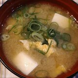 簡単ふわふわ☆卵と豆腐のお味噌汁